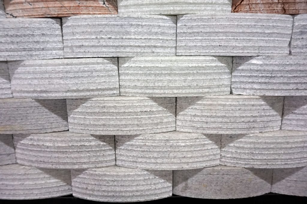 White Crystalline Curve 5 x 15 x2,5 cm